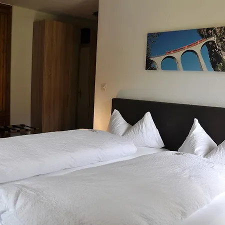 Ladina Inn