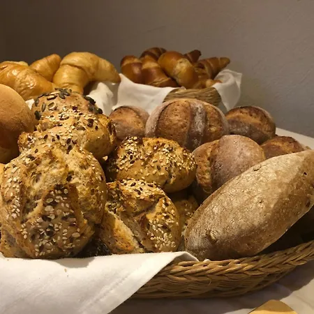 Ladina Ξενοδοχείο 3*