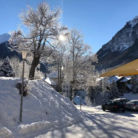 Ξενοδοχείο Ladina